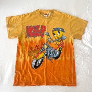 2000s Looney Tunes “Wild Thing” Tweety Bird Motorcycle Tshirt